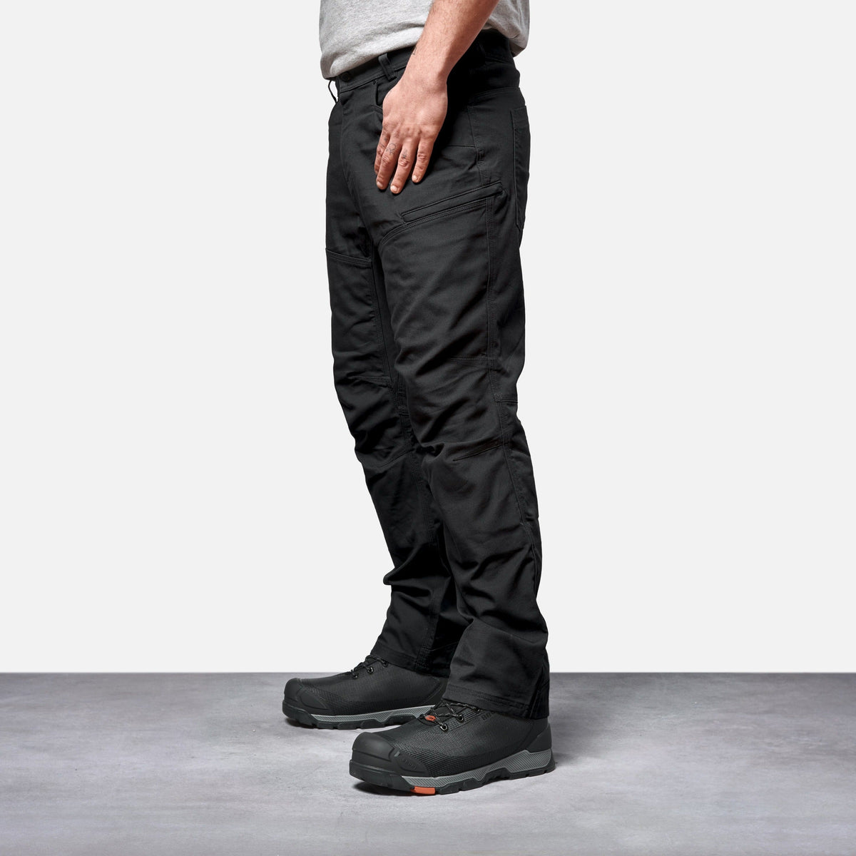 45 degree angle of front left side of BRUNT water resistant double-knee torra hd work pant in black * 2